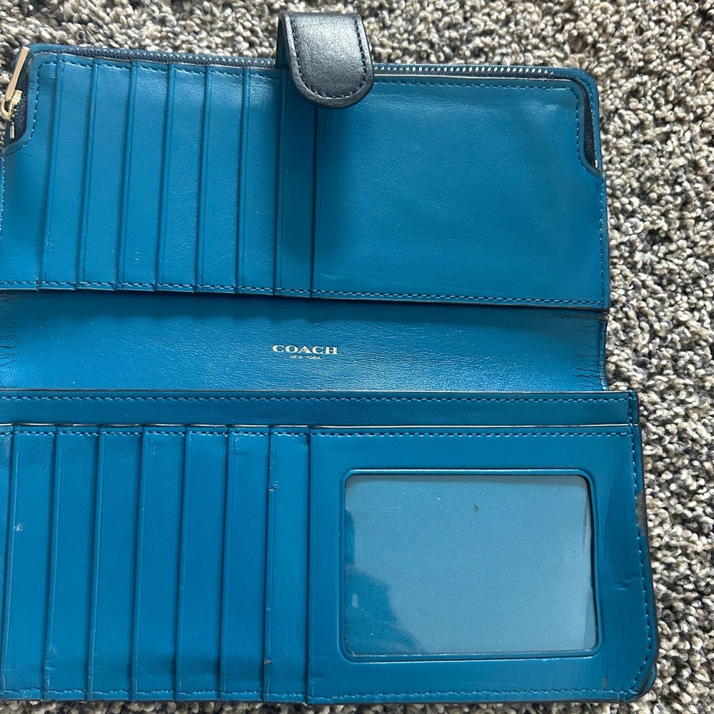Coach wallet - Picture 3 of 6